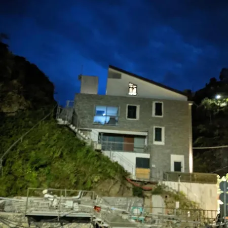 Rooftop * Vernazza
